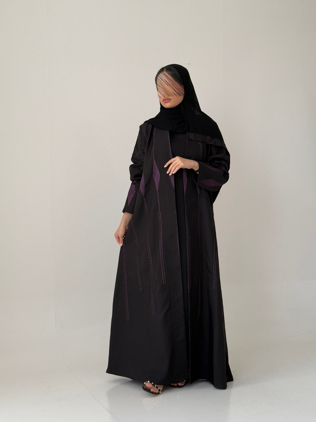 S849 عباية مع طرحة نص كلوش كريب برابي