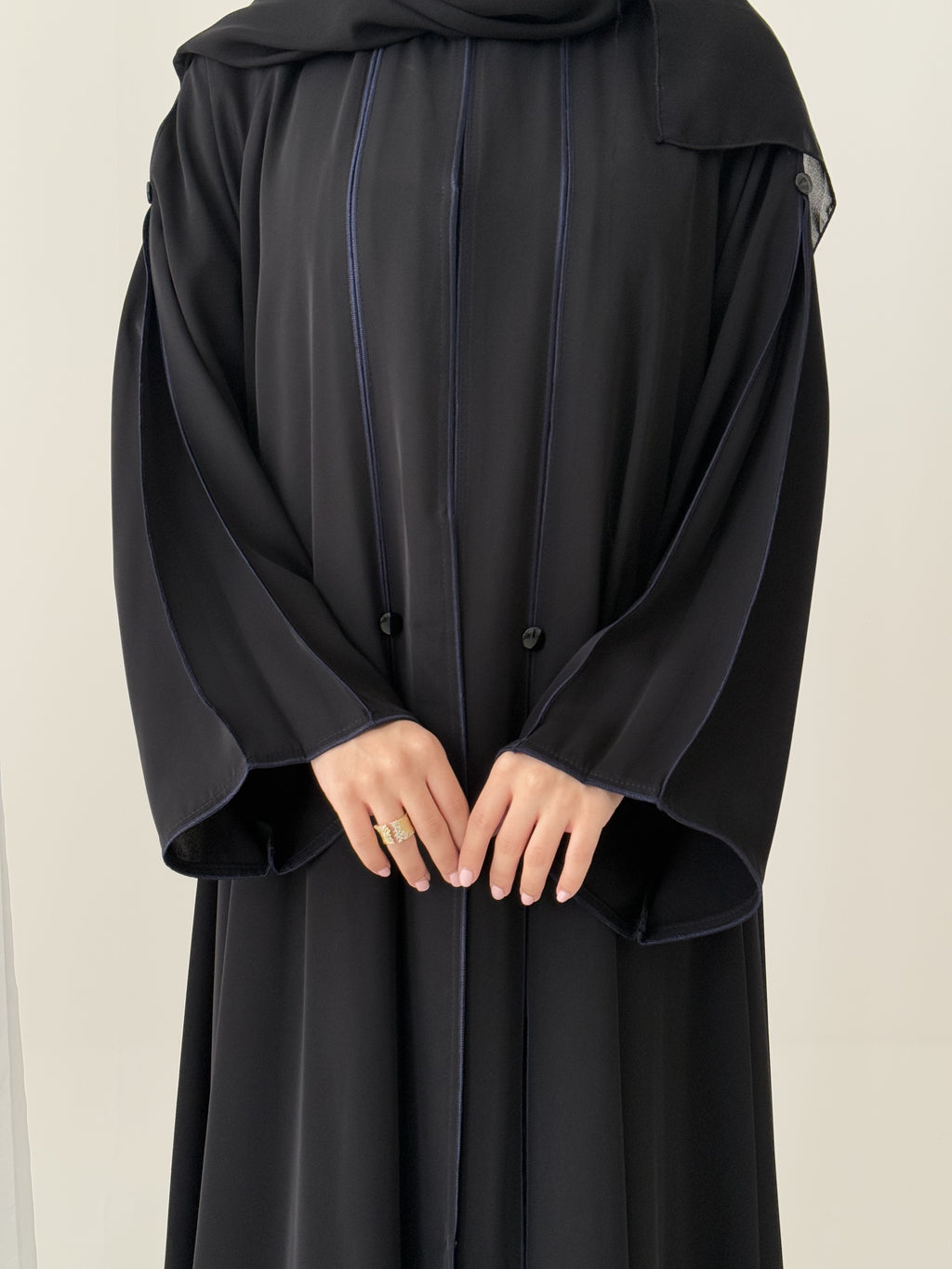 S779 عباية مع طرحة دبل كلوش انترنت
