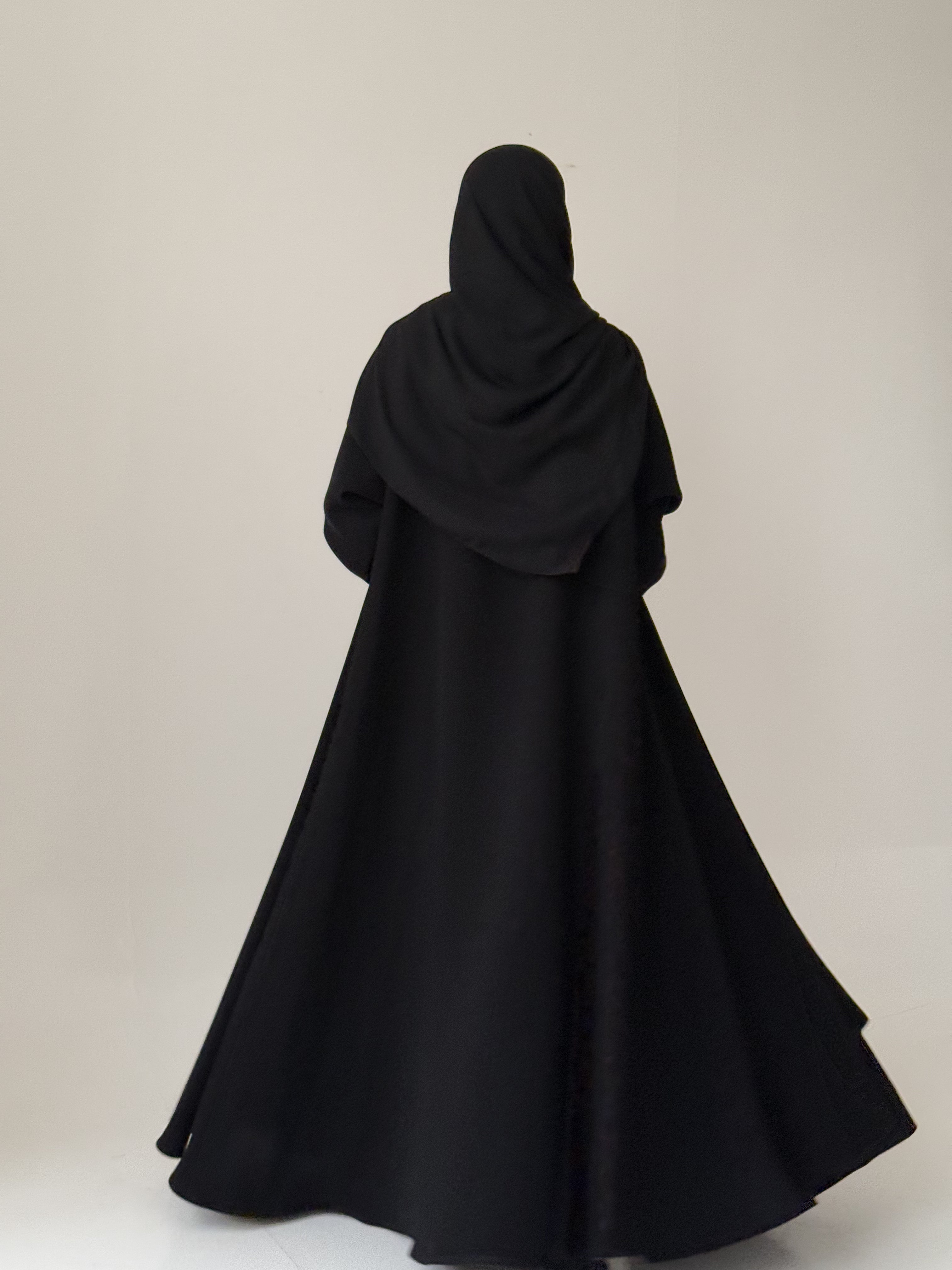 S798 عباية مع طرحة كريب الرياض دبل كلوش