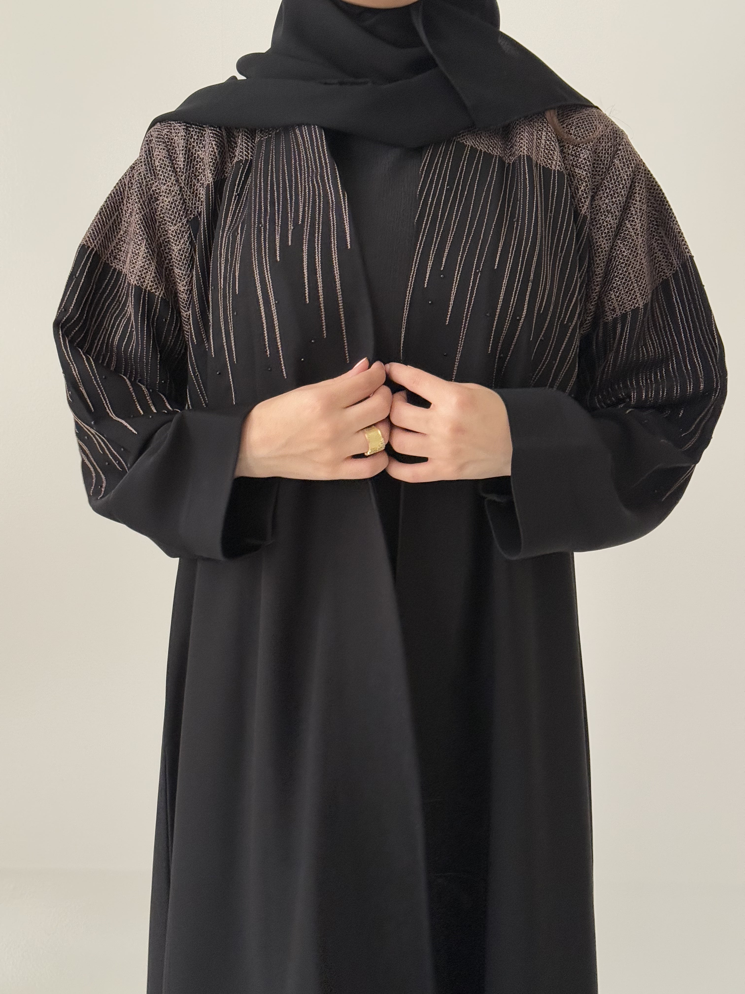 S872 عباية مع طرحة نص كلوش انترنت