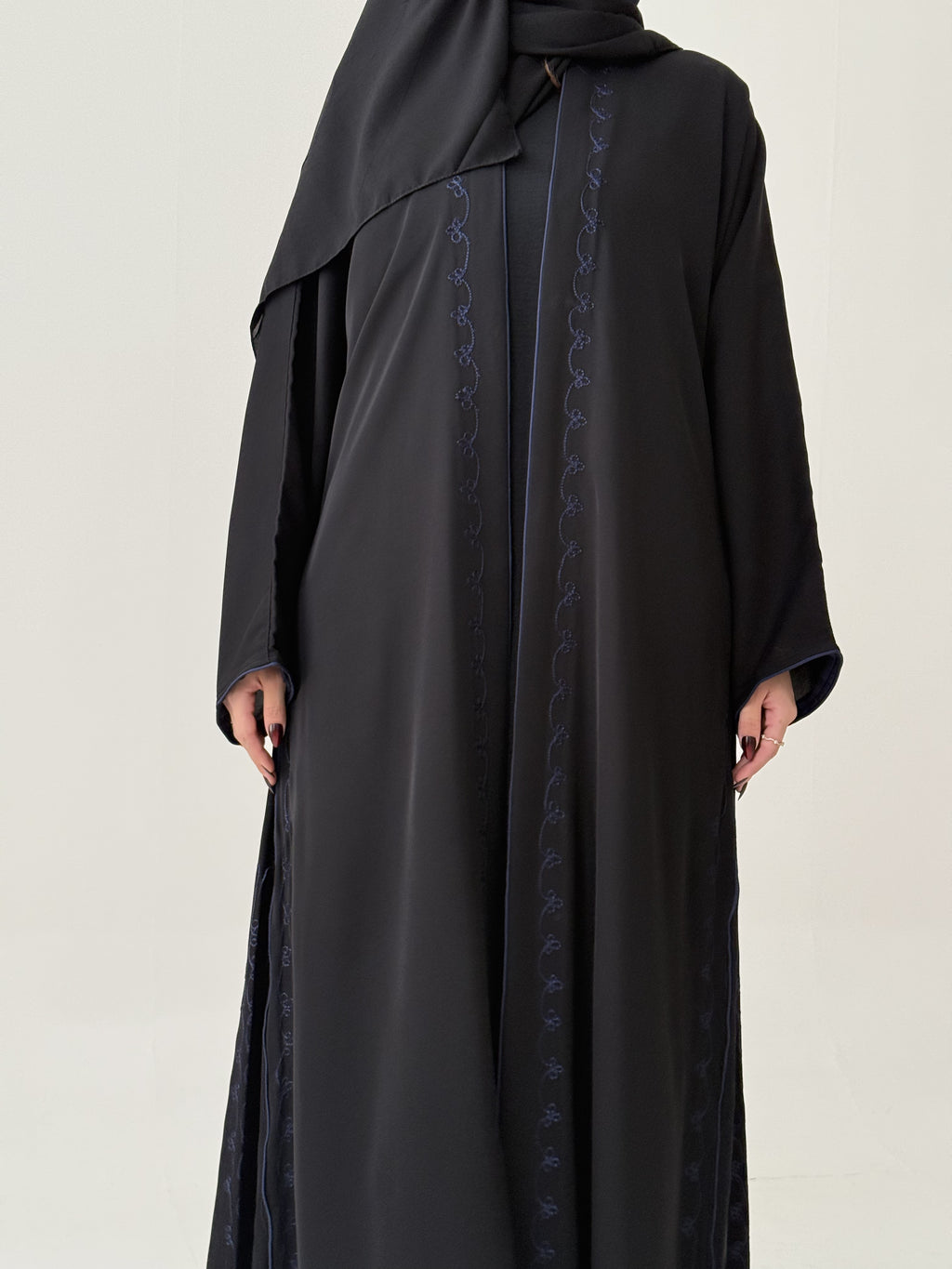 F-656 عباية مع طرحة ربع كلوش انترنت