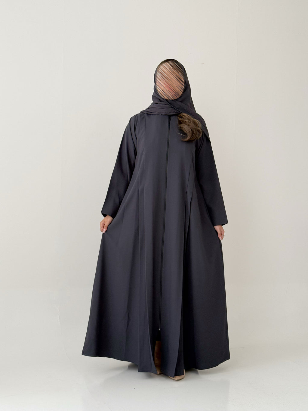 S881 عباية مع طرحة نص كلوش كتان