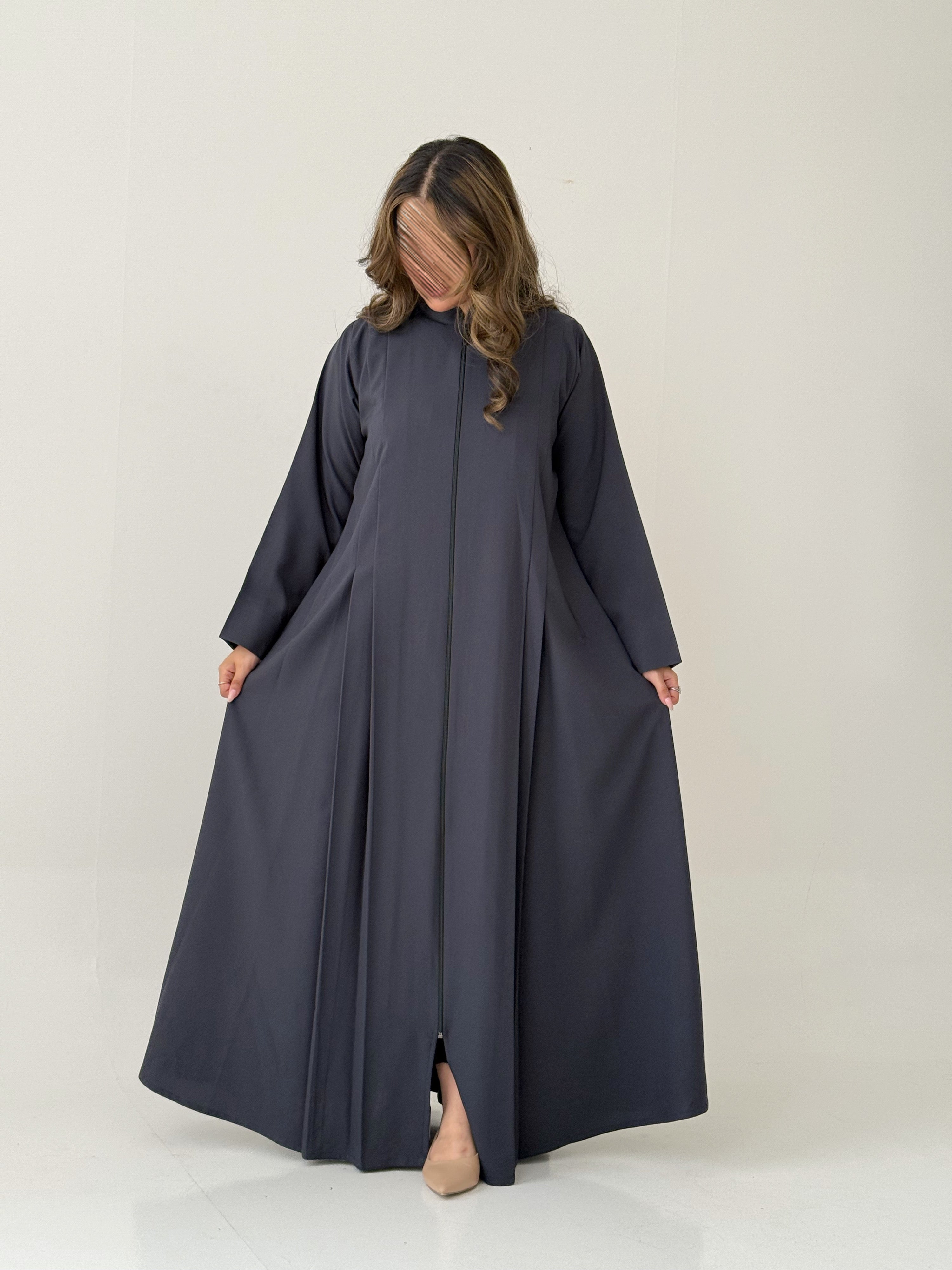 S881 عباية مع طرحة نص كلوش كتان