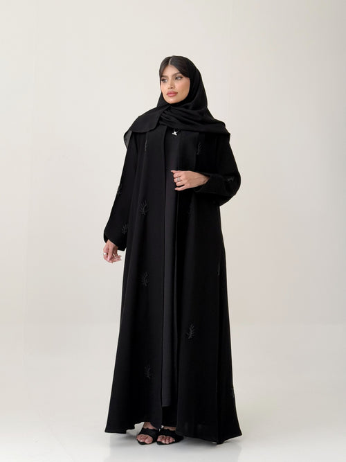 F-651 عباية مع طرحة نص كلوش كوبرا