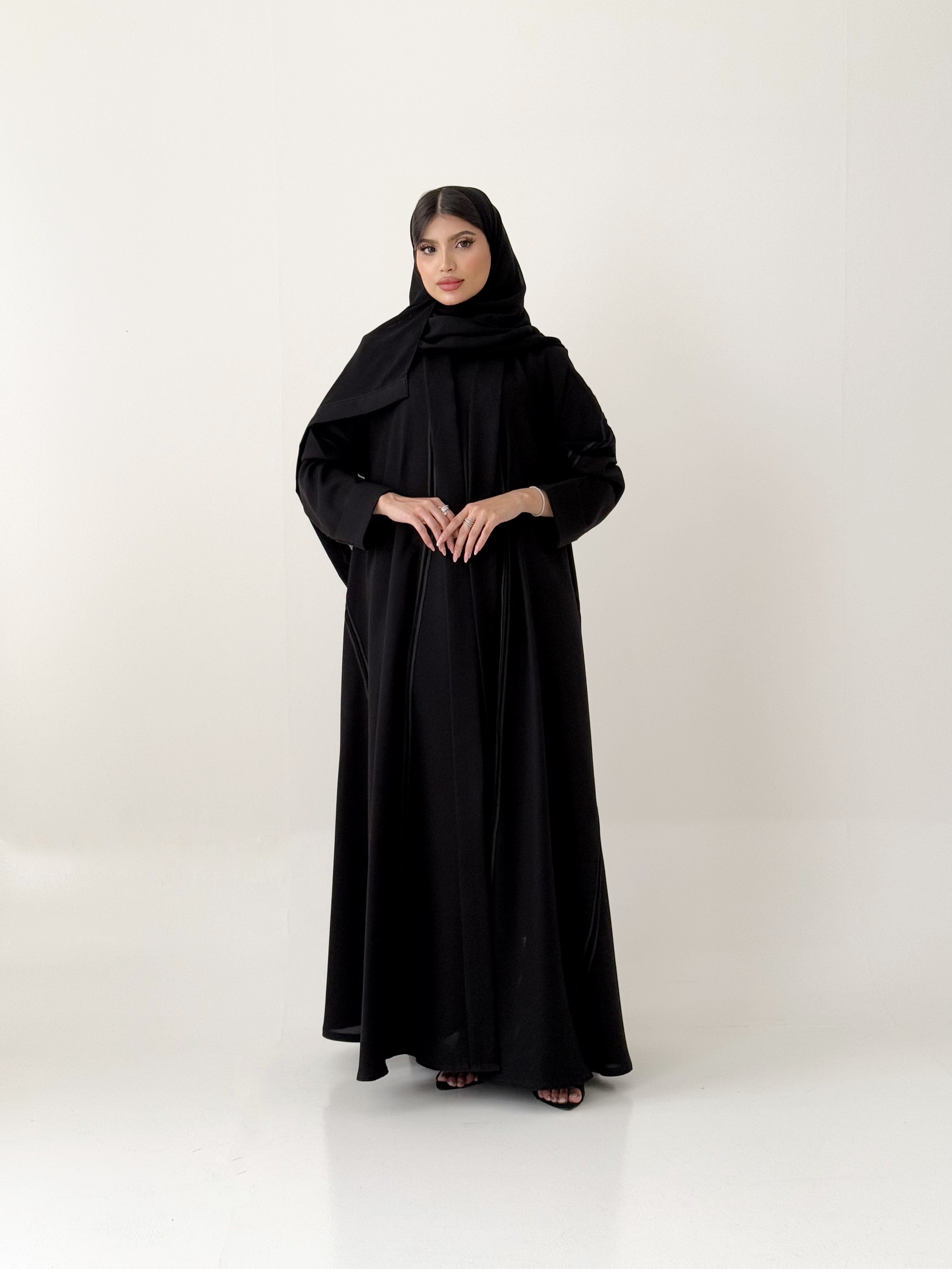 S469 عباية مع طرحة كتان دبل كلوش