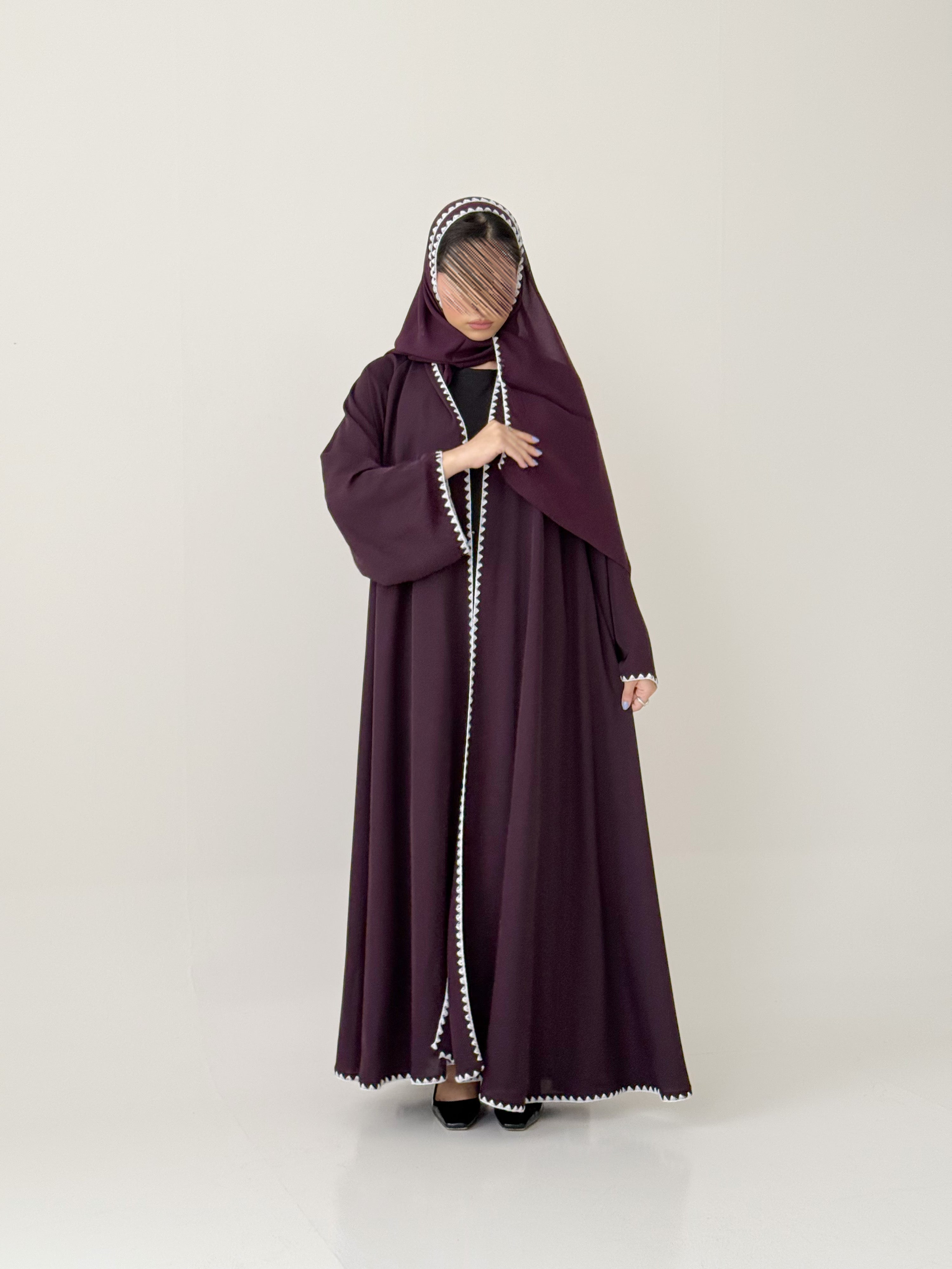 S743 عباية مع طرحة دبل كلوش لافال