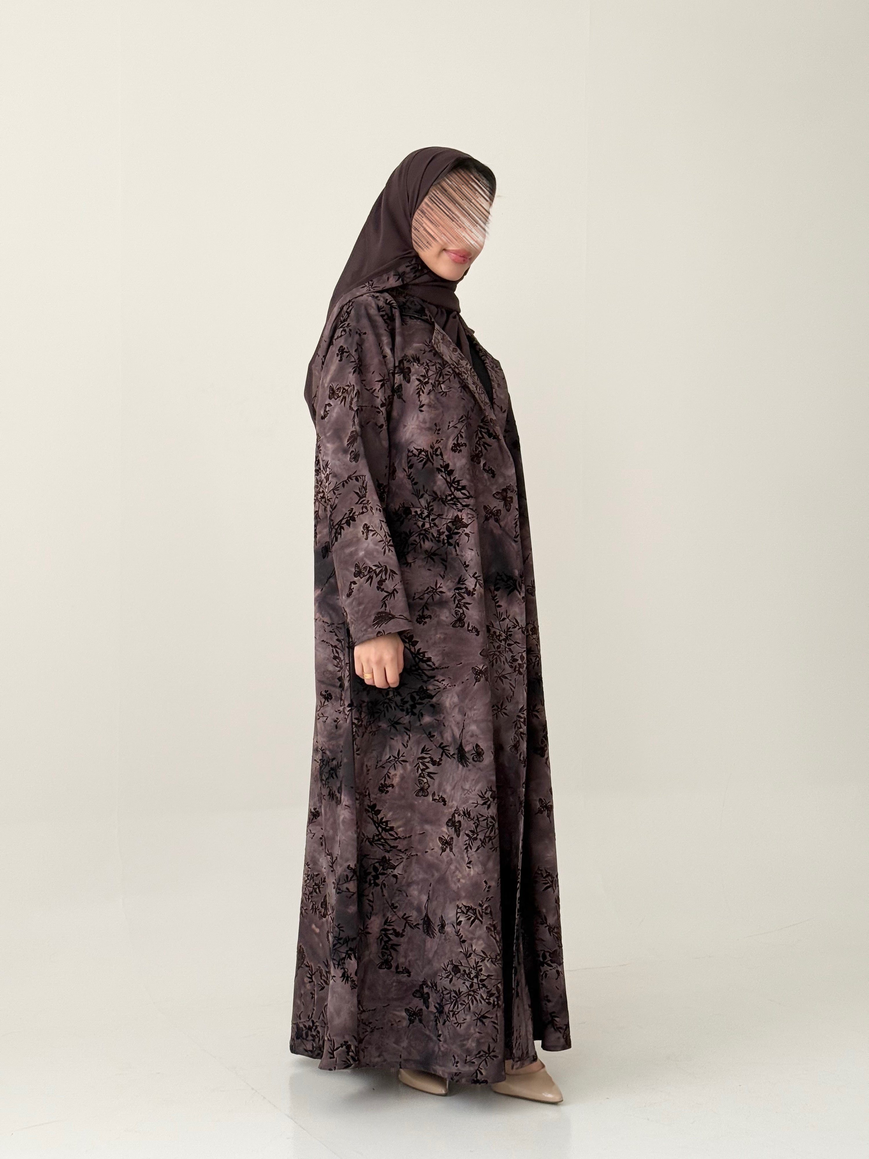 S839 عباية مع طرحة نص كلوش كتان