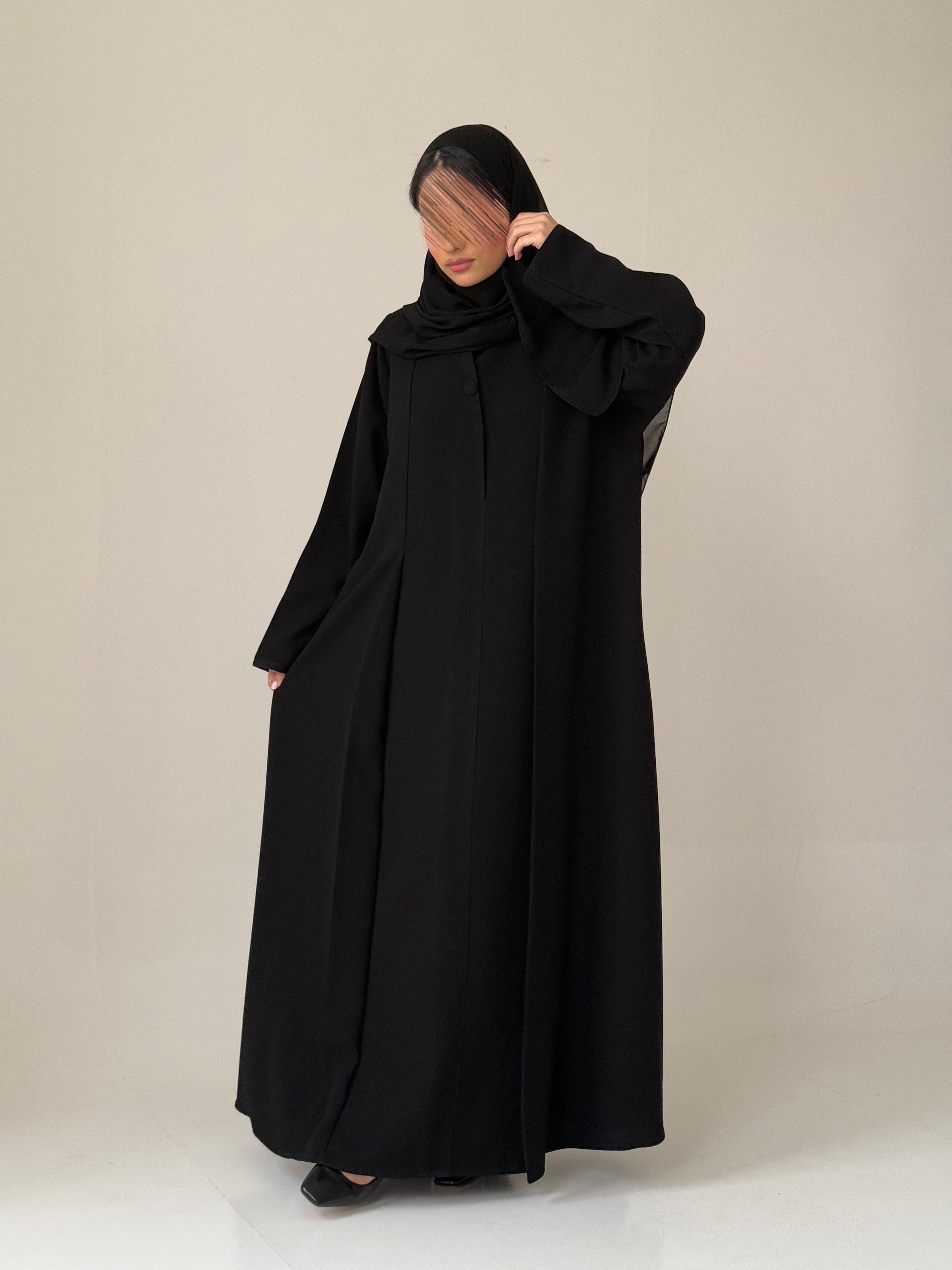 S678 عباية مع طرحة نص كلوش كوبا