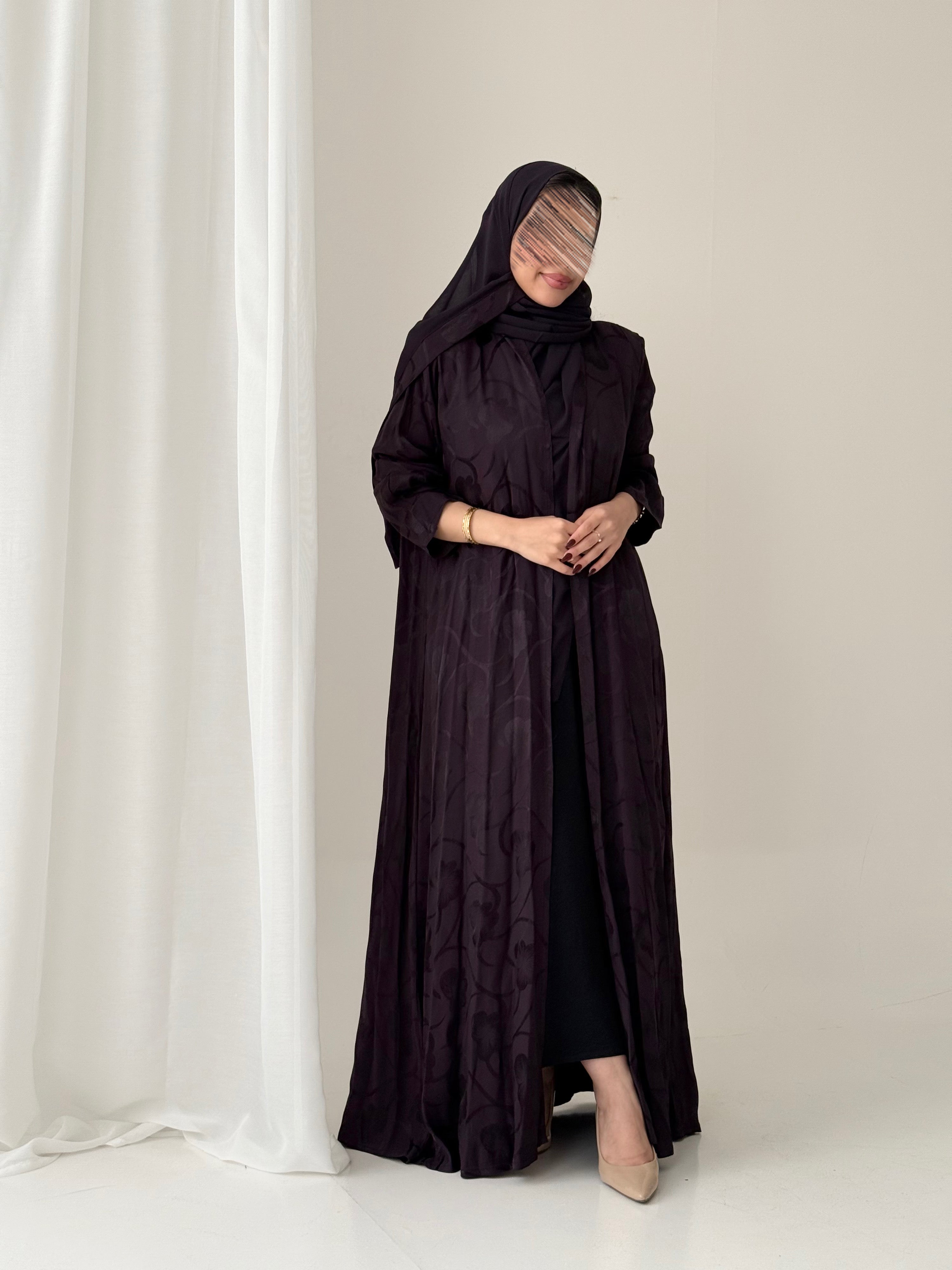 S893  عباية مع طرحة نص كلوش مغسول خاكار