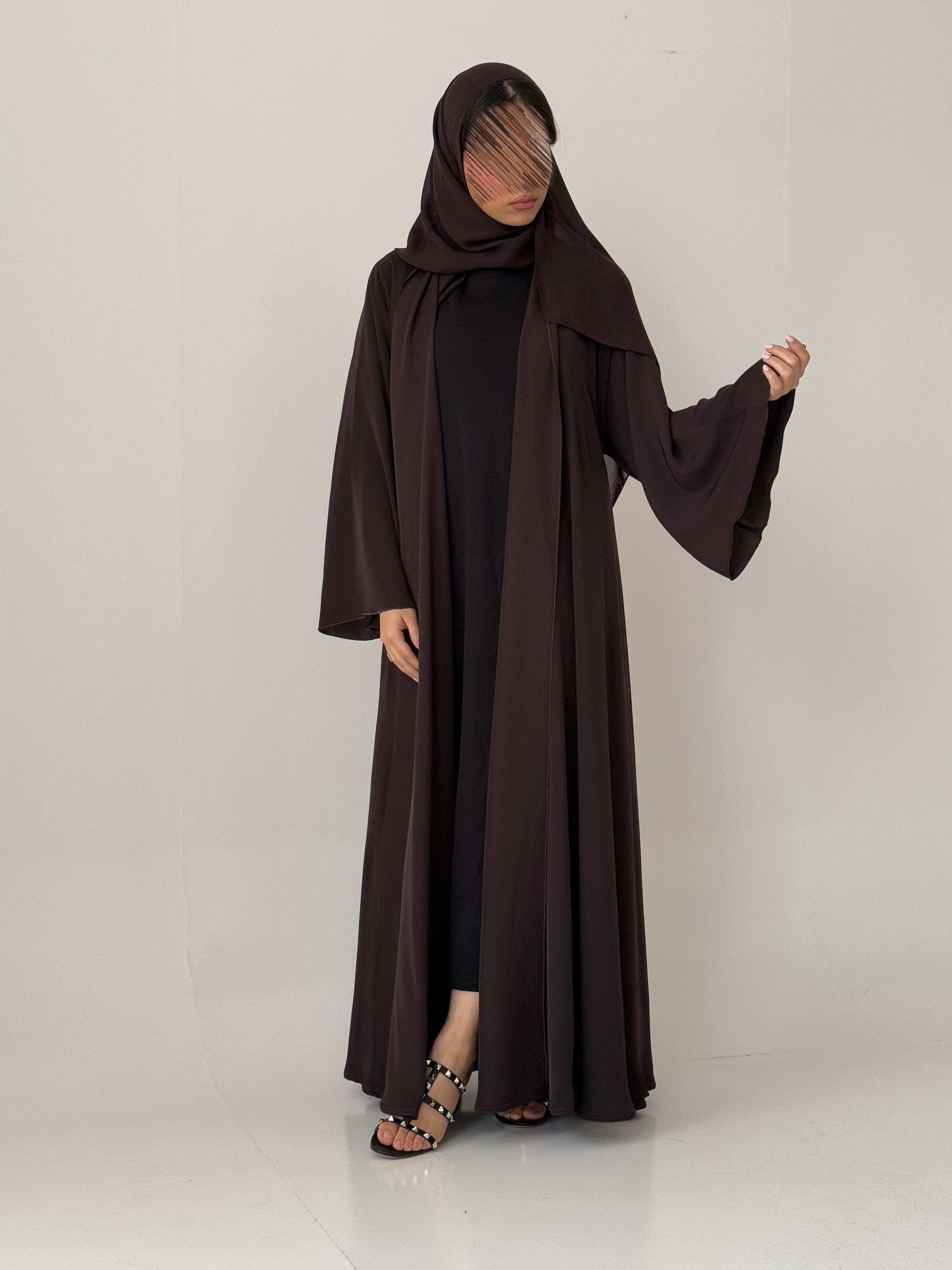 S730 عباية مع طرحة دبل كلوش لافال