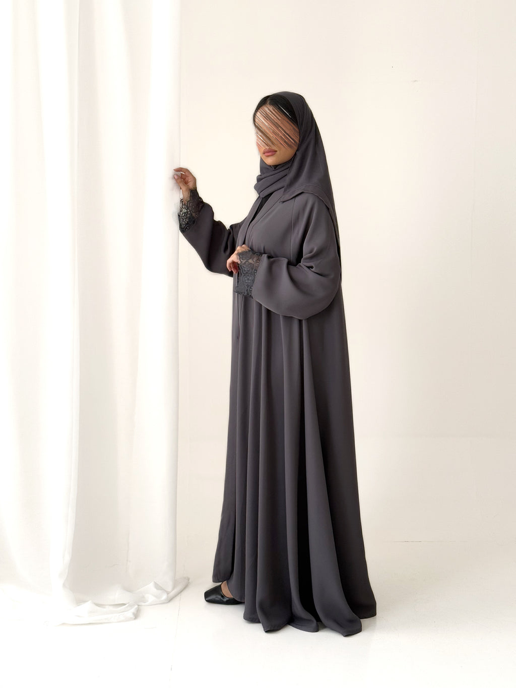 S867 عباية مع طرحة دبل كلوش كوبرا