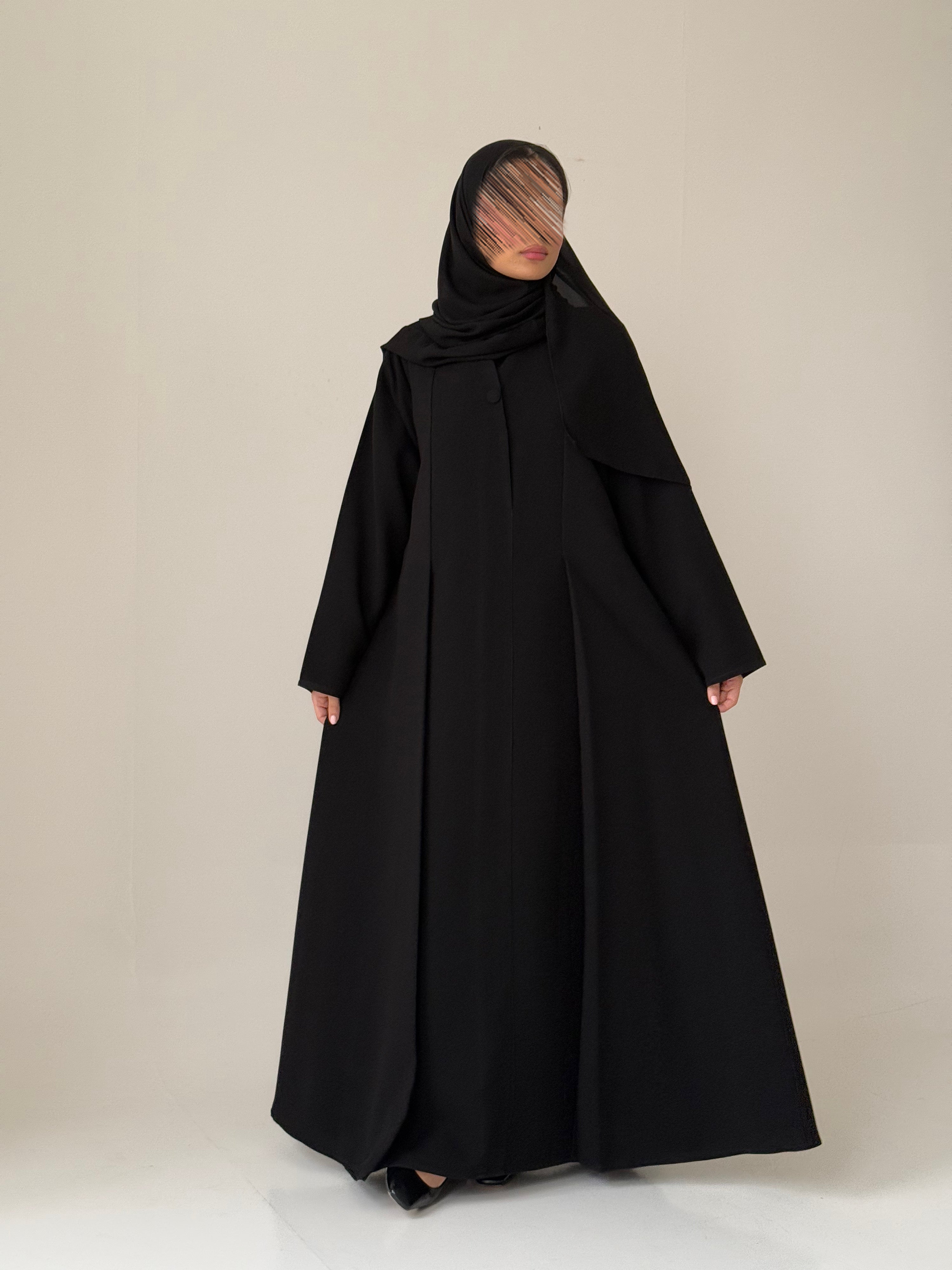 S678 عباية مع طرحة نص كلوش كوبا