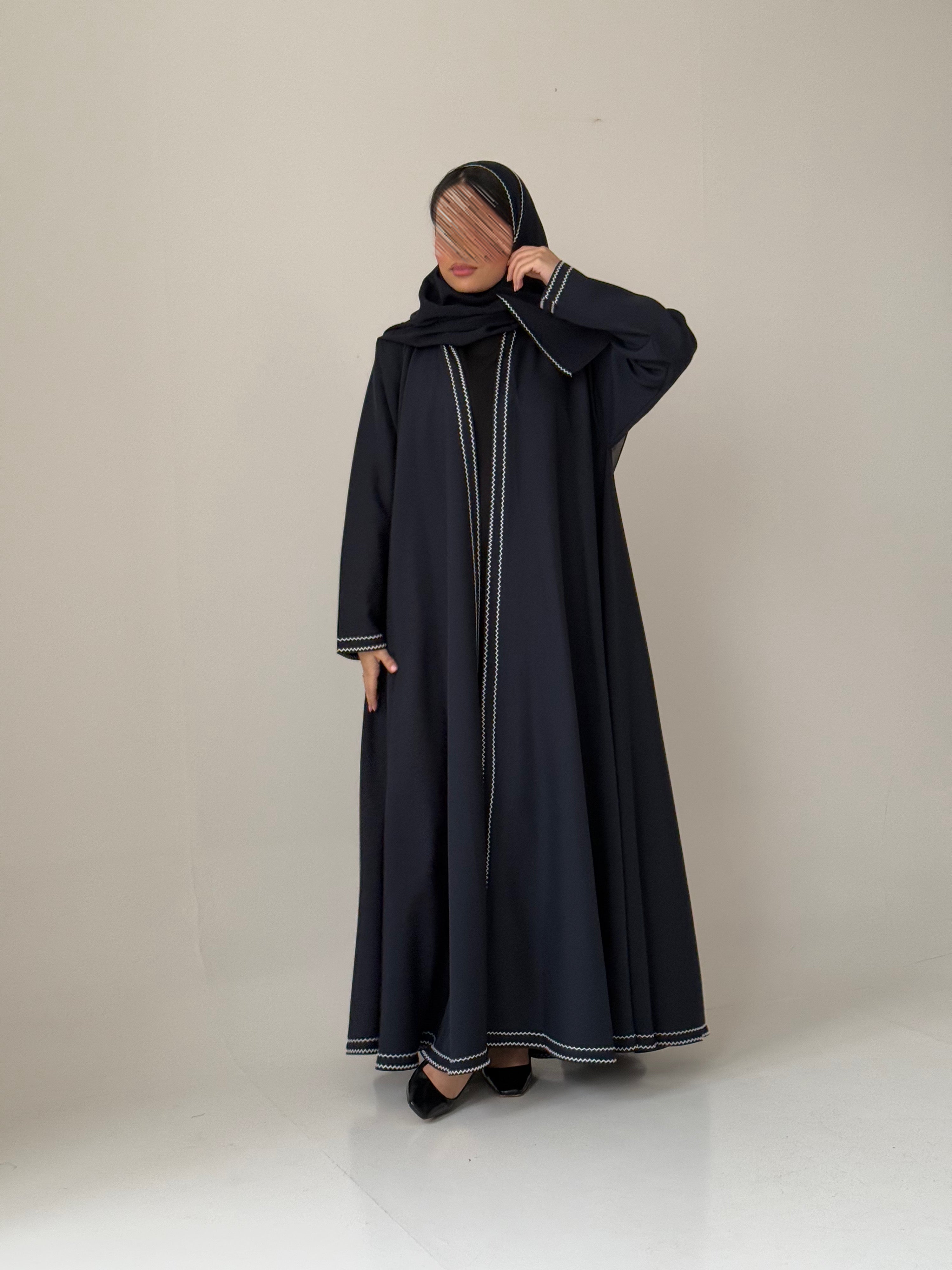 S638 عباية مع طرحة كلوش كتان