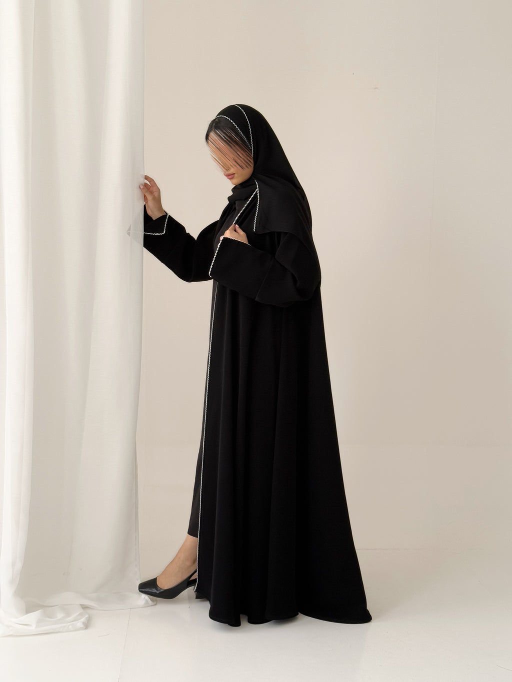 S798 عباية مع طرحة كريب الرياض دبل كلوش