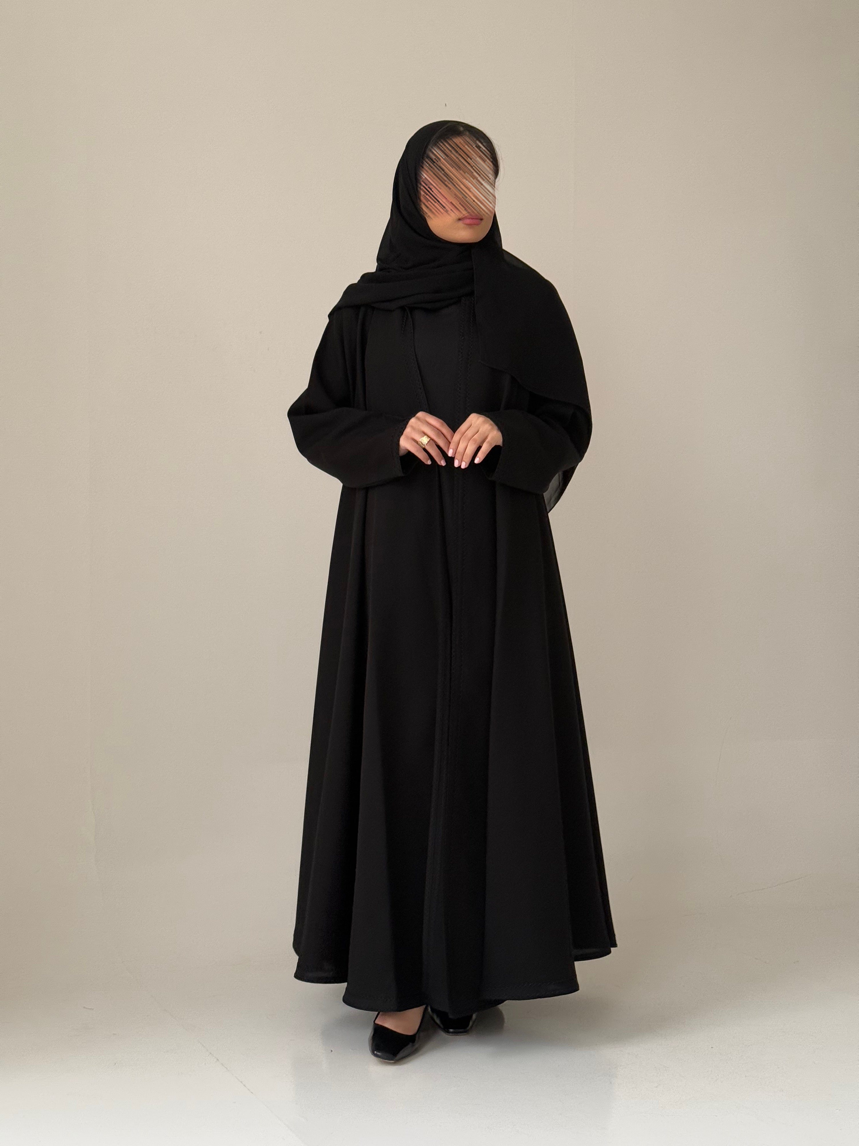 S638 عباية مع طرحة كلوش كتان