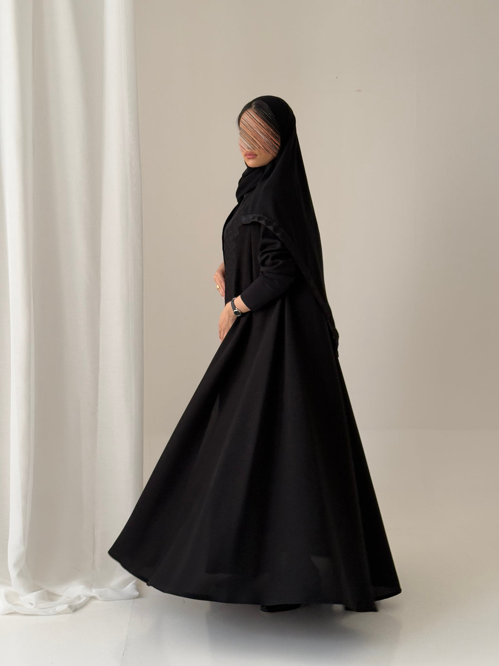 S785 عباية مع طرحة دبل كلوش كتان