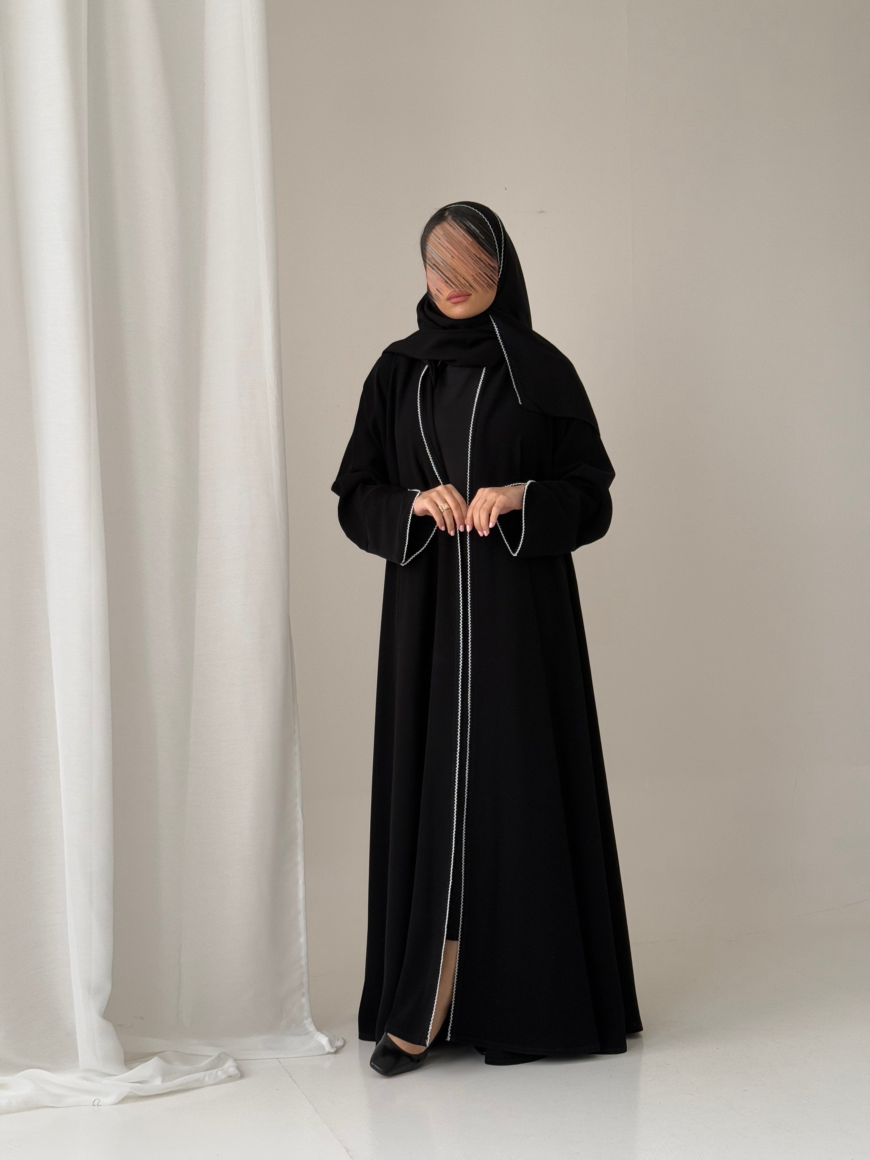 S798 عباية مع طرحة كريب الرياض دبل كلوش