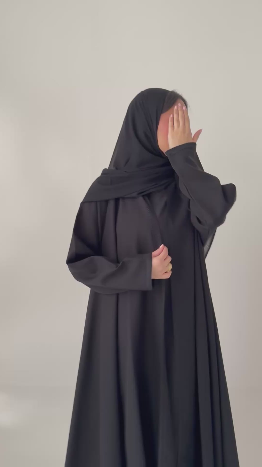 S638 عباية مع طرحة كلوش كتان