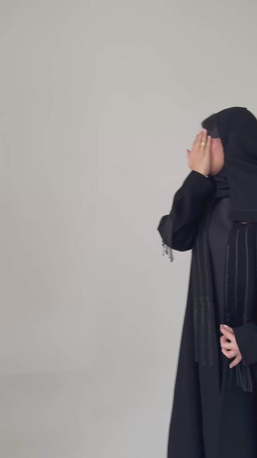 S746 عباية نسائي مع طرحة
