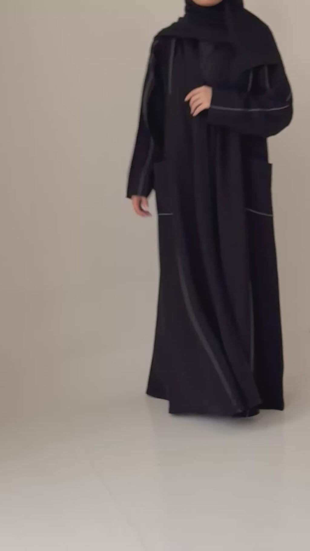 S864 عباية مع طرحة نص كلوش كوابا