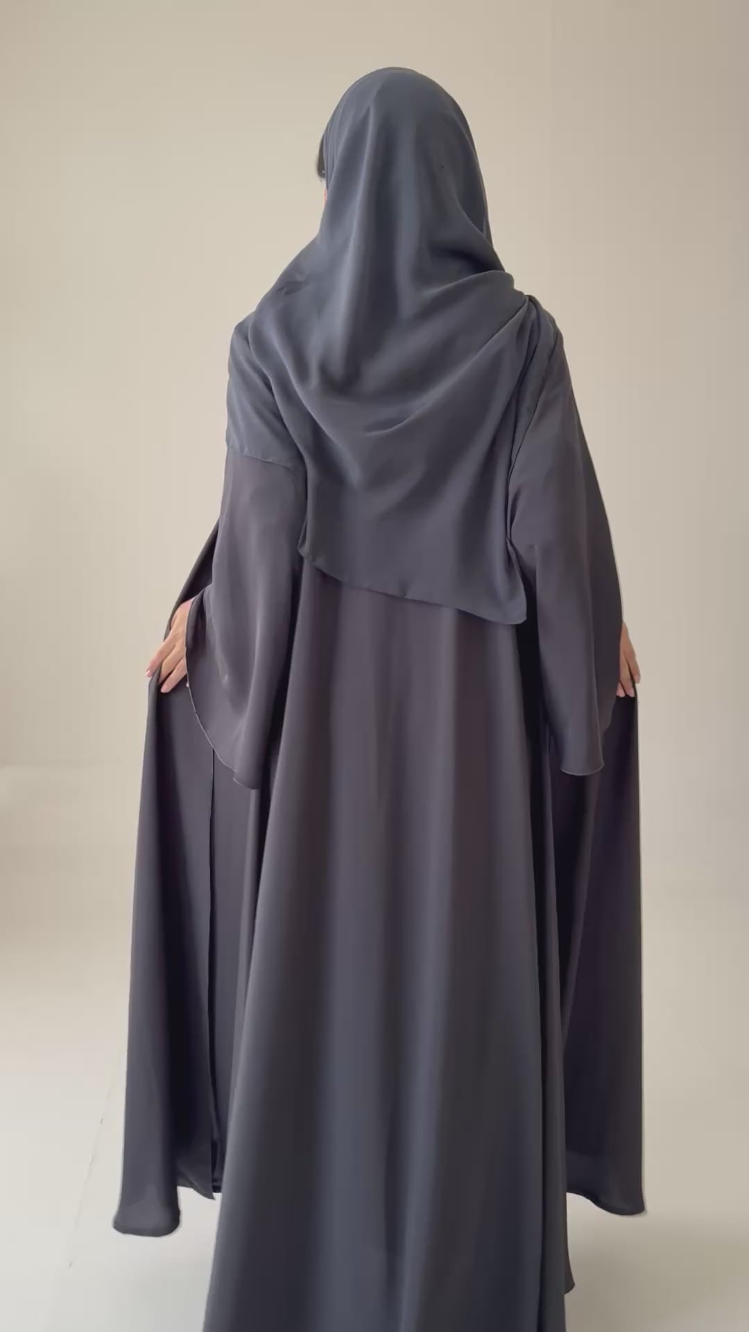 S730 عباية مع طرحة دبل كلوش لافال