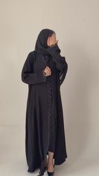 S845 عباية مع طرحة نص كلوش كريب الرياض