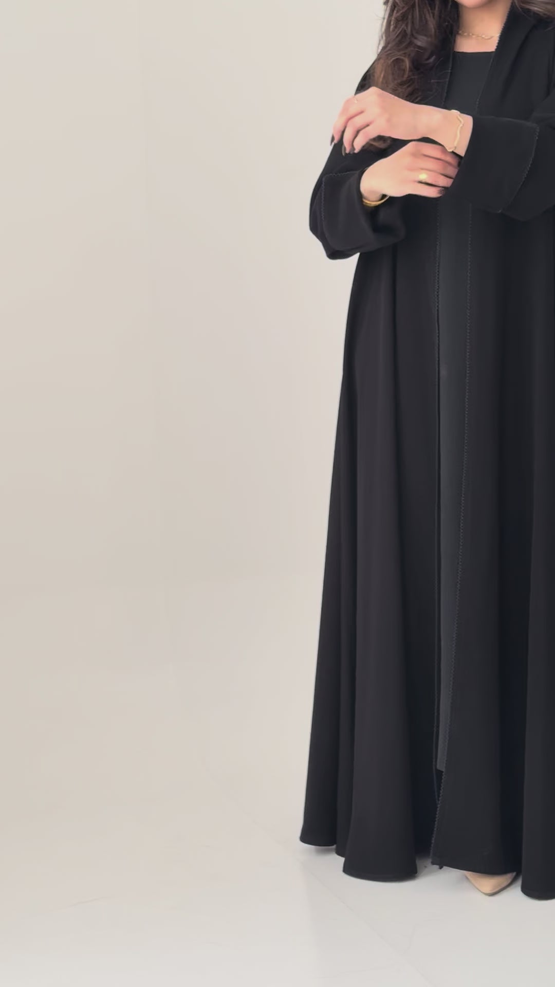 S798 عباية مع طرحة كريب الرياض دبل كلوش