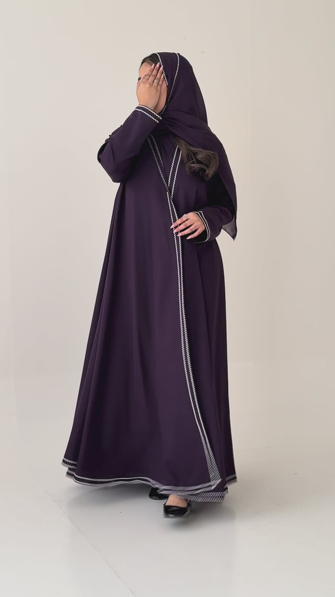S638 عباية مع طرحة كلوش كتان